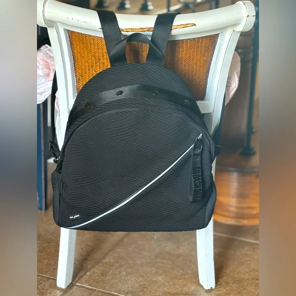 4 Piece Go Dash Dot Set | Backpack. Crossbody Bag & 2 Additional bags. 13.3”H - Picture 2 of 15